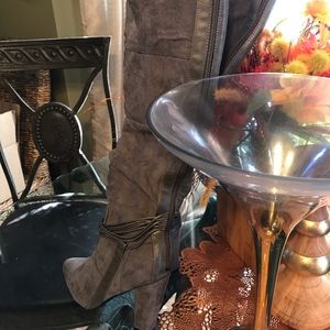 Gray new Luxe by Just Fab